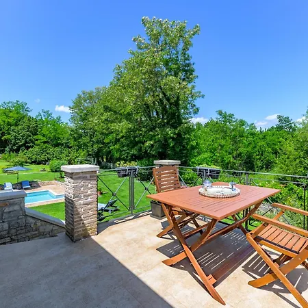 Lipa For 8 Persons Near Pula With 41 M2 Heated Pool, Beautiful Garden, Sauna & Kids Playground Manjadvorci