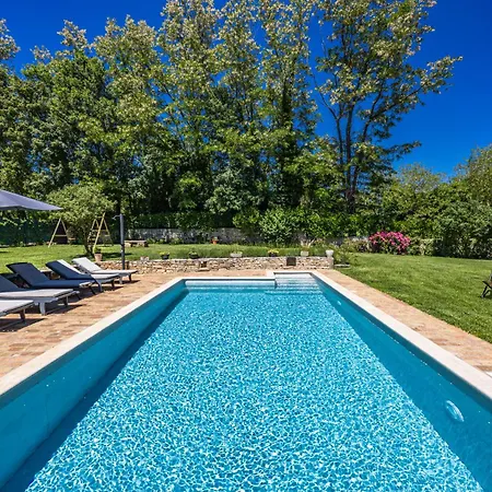 Lipa For 8 Persons Near Pula With 41 M2 Heated Pool, Beautiful Garden, Sauna & Kids Playground Villa Manjadvorci